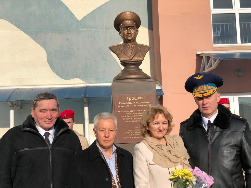 Открытие памятника Г. Н. Трошеву, г. Краснодар.