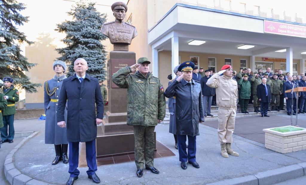 Открытие памятника Иссе Плиеву, г. Владикавказ.